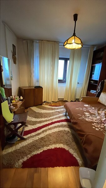 Titan, Parc IOR complex Gloria